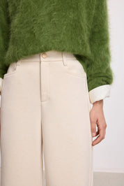 #color_Off White