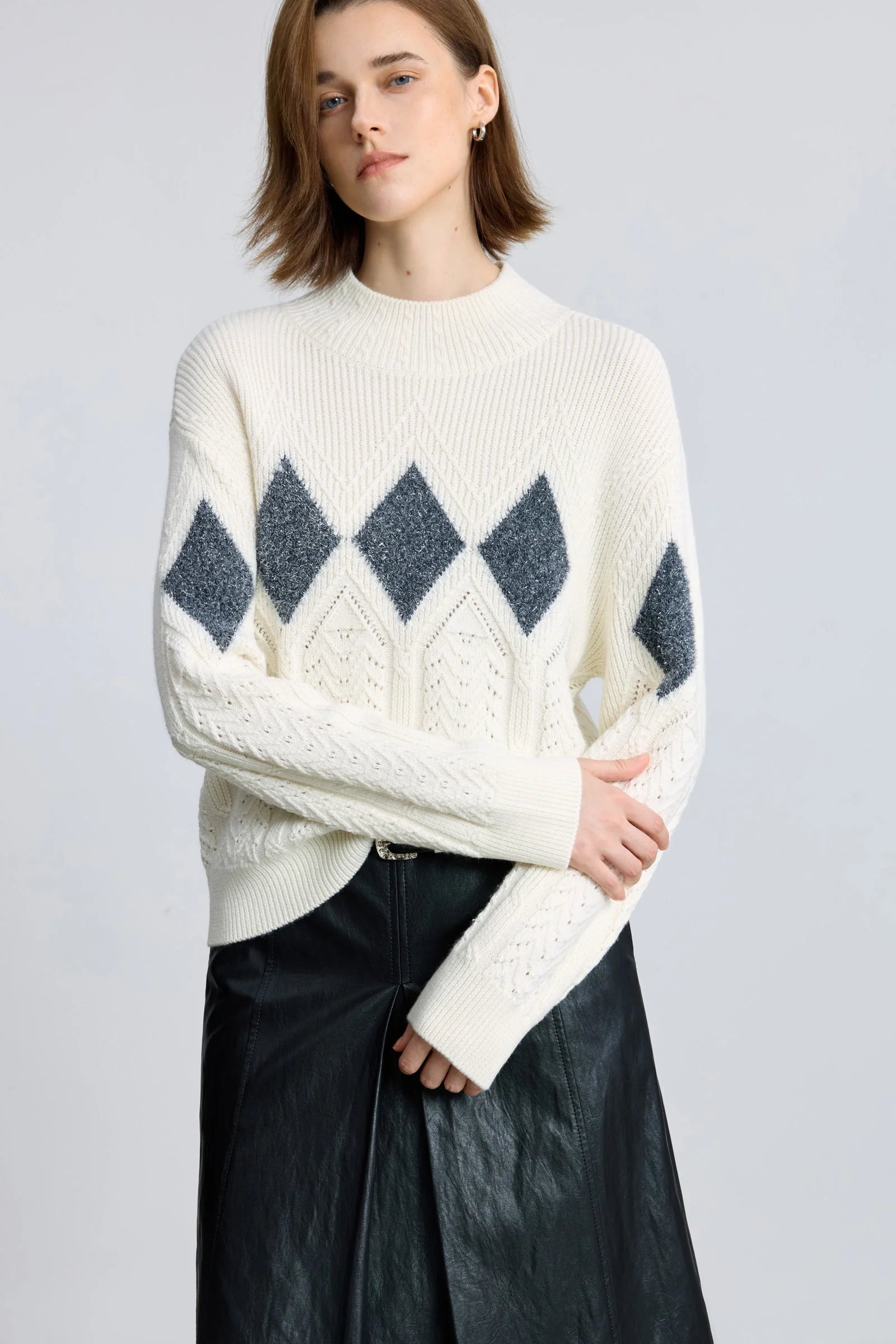 #color_Off White