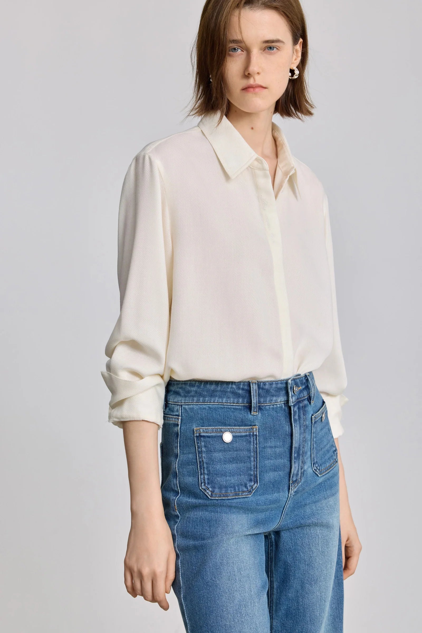 #color_Off White