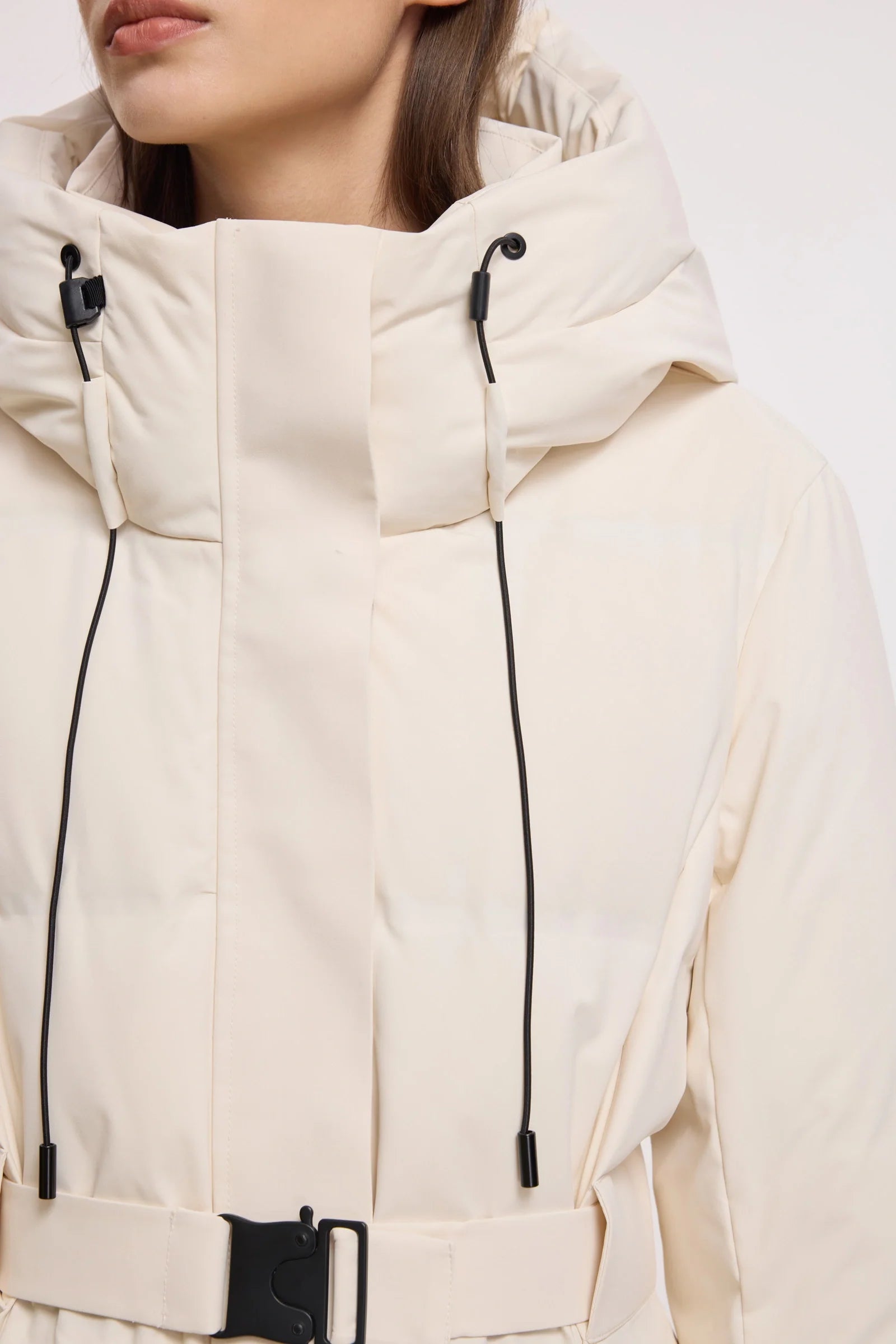 #color_Off White