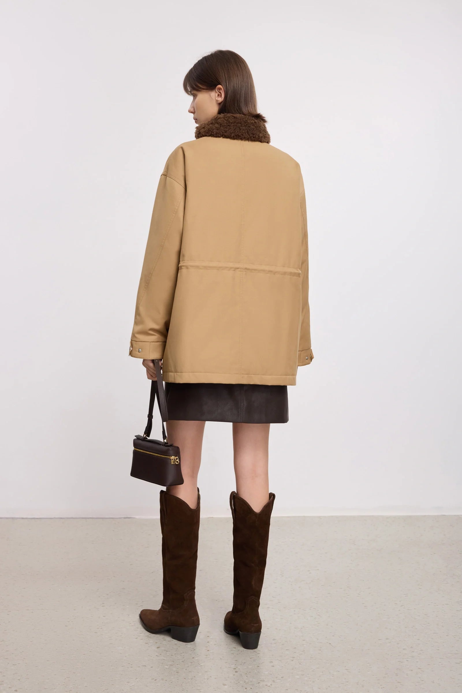 #color_Brown