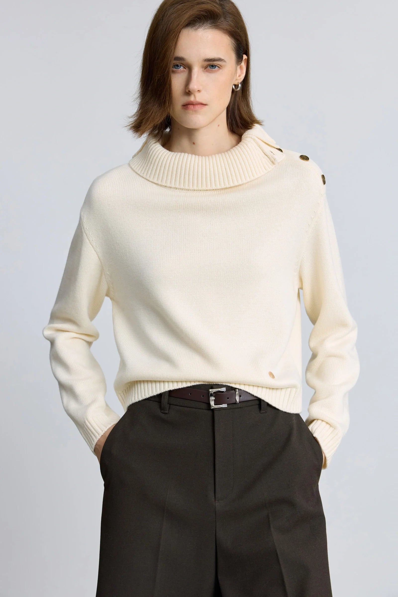 #color_Off White