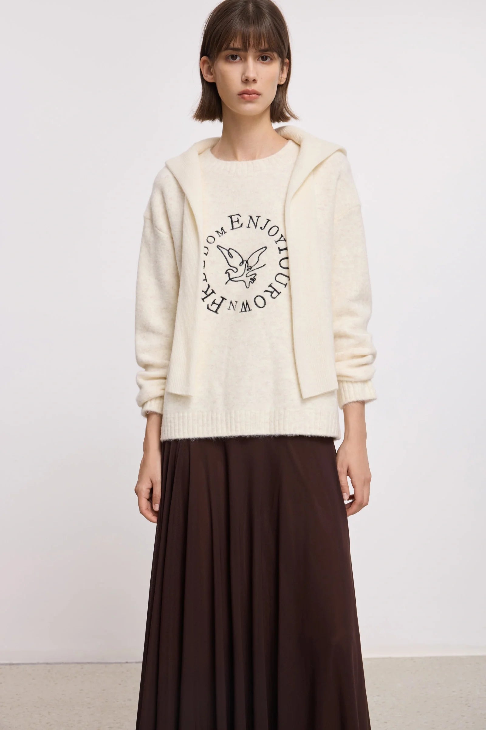 #color_Off White
