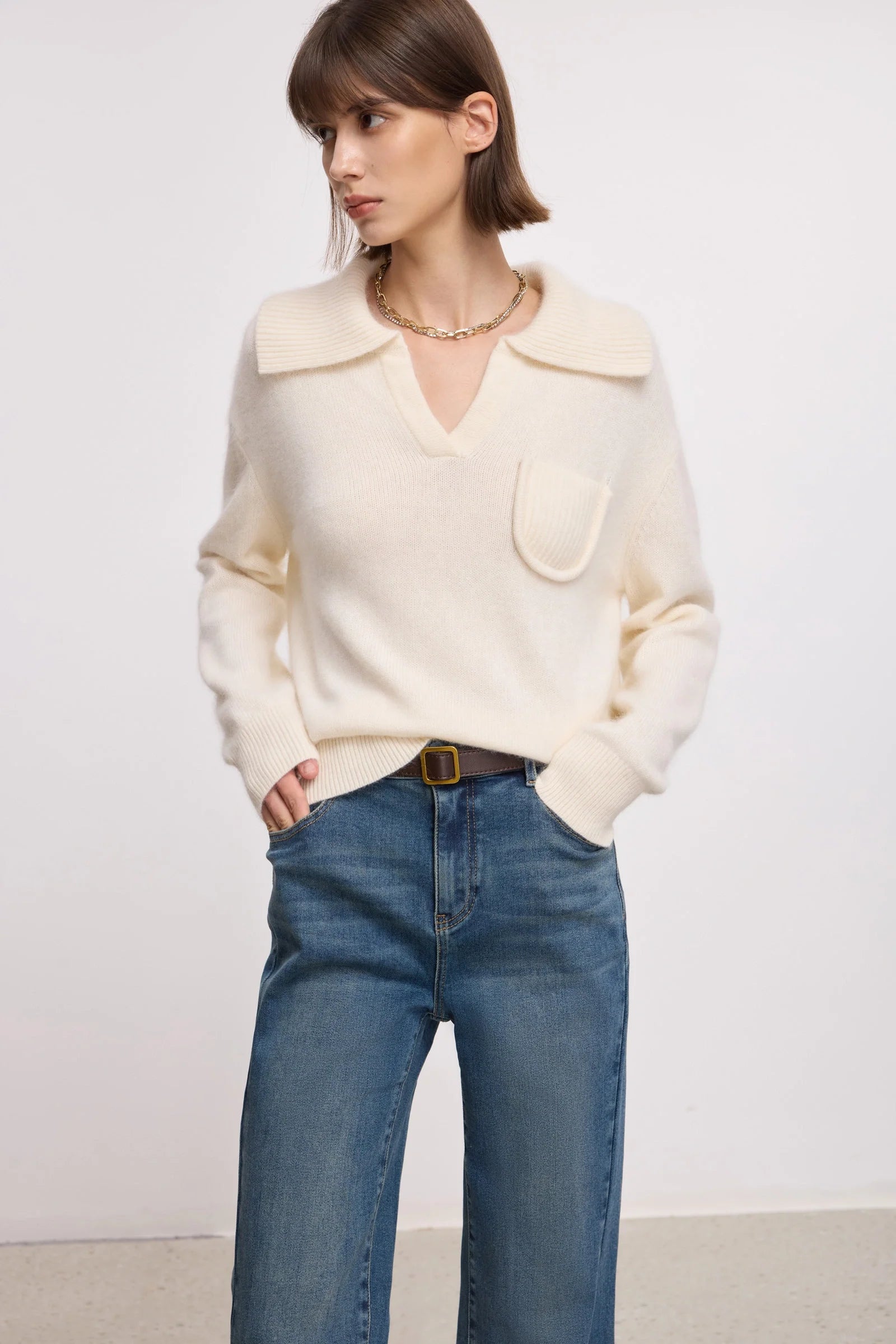#color_Off White