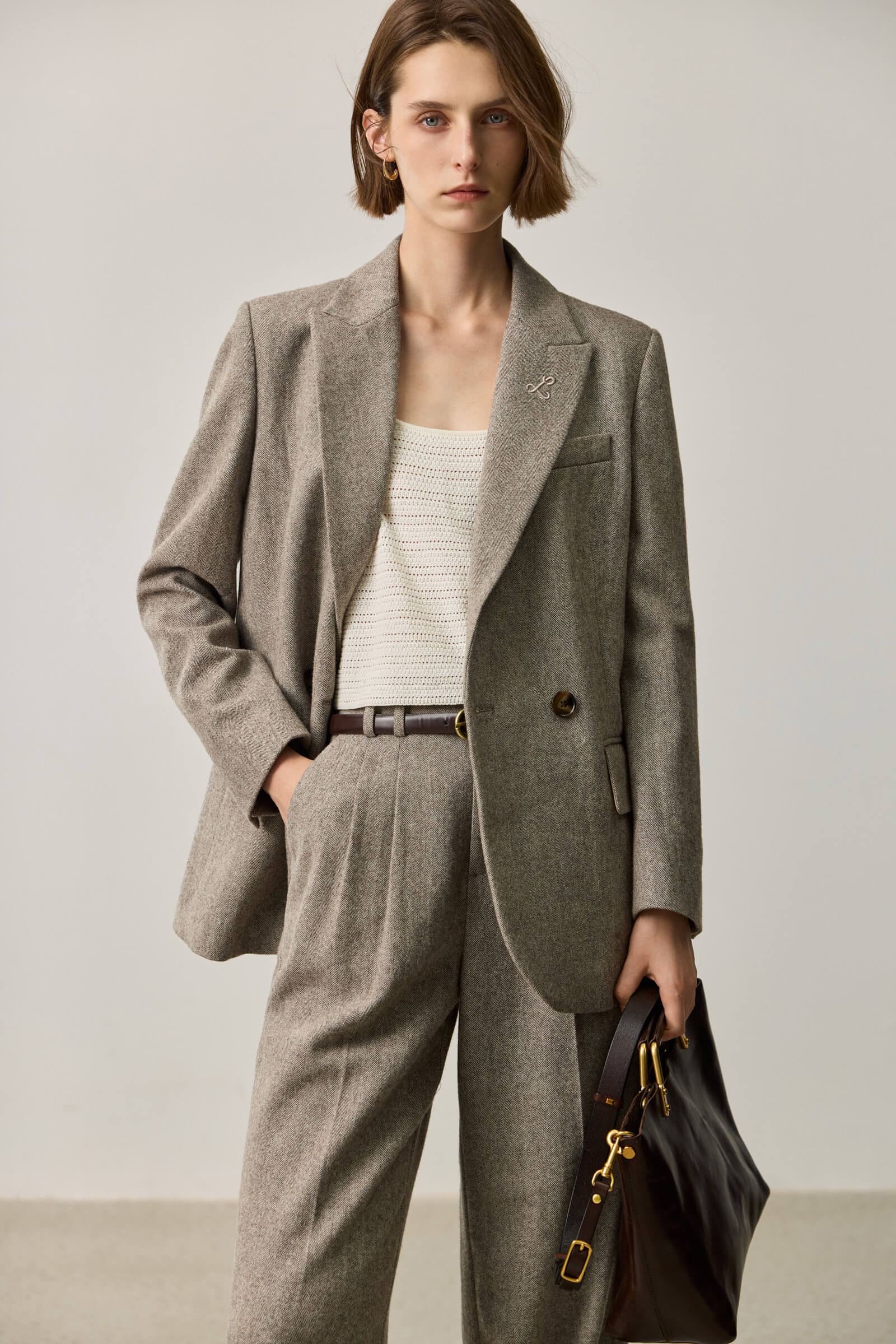 #color_Gray Khaki