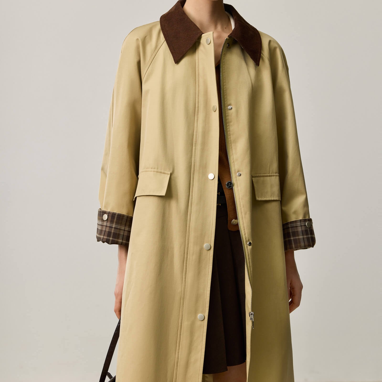 #color_khaki