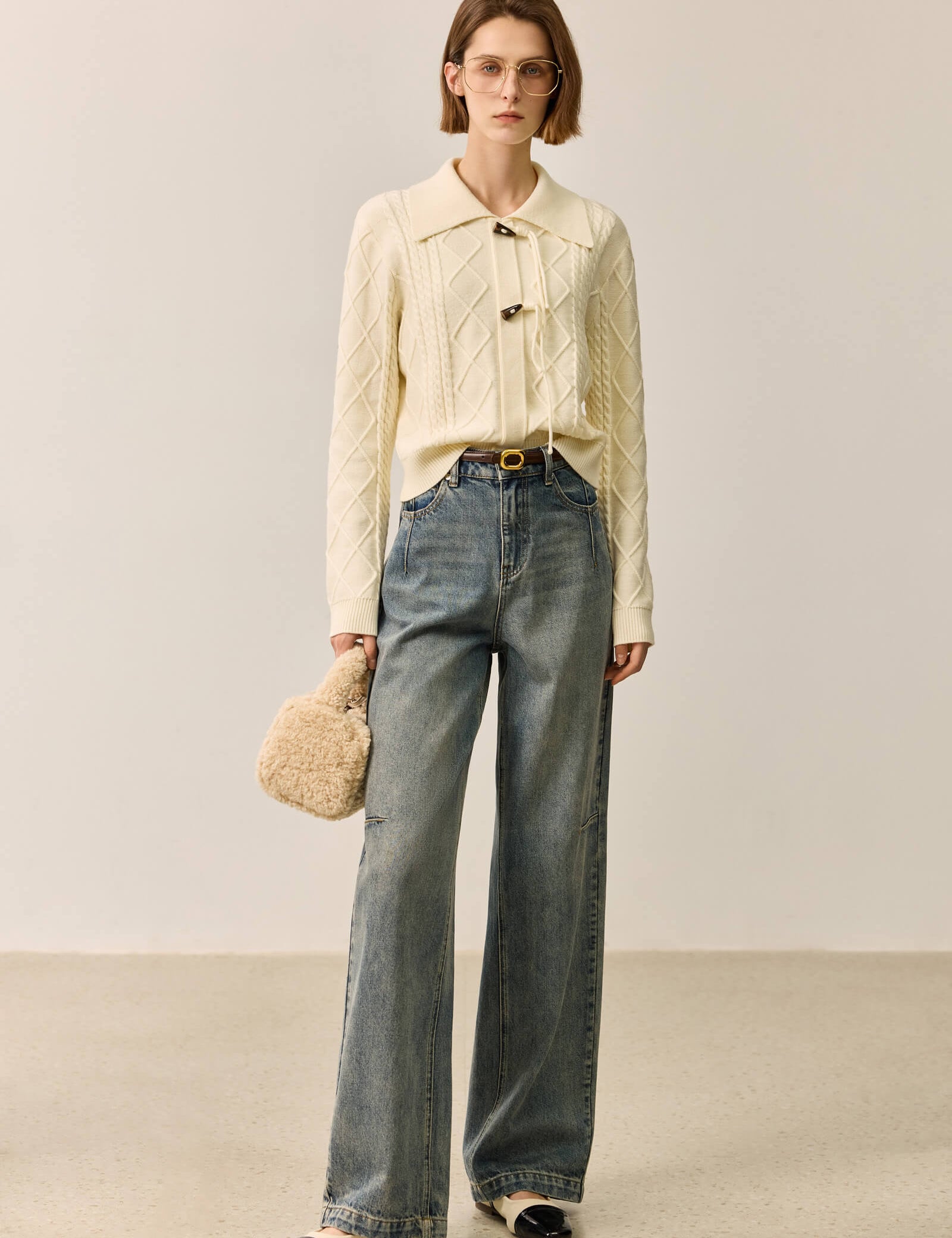 #color_Off White