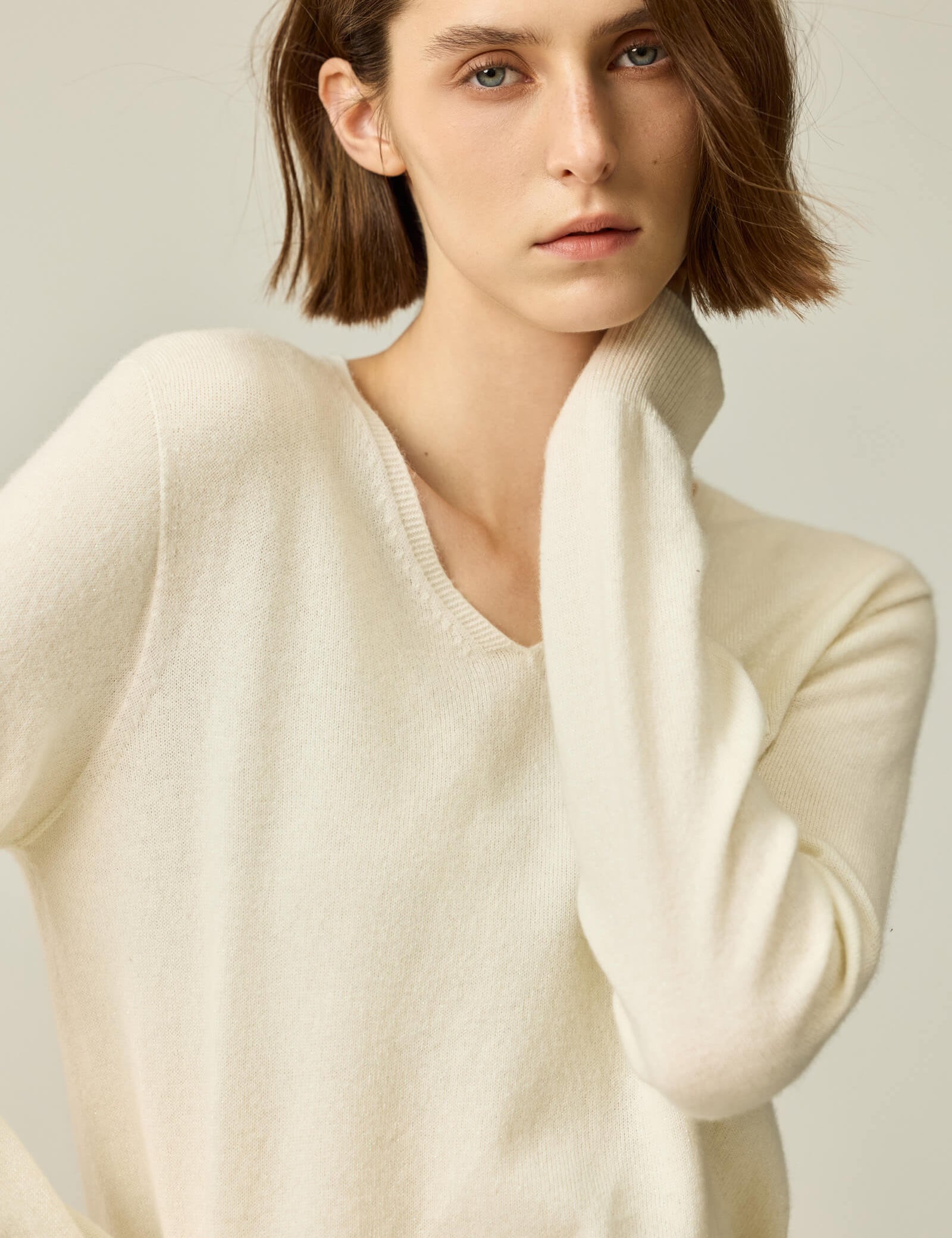 #color_Off White