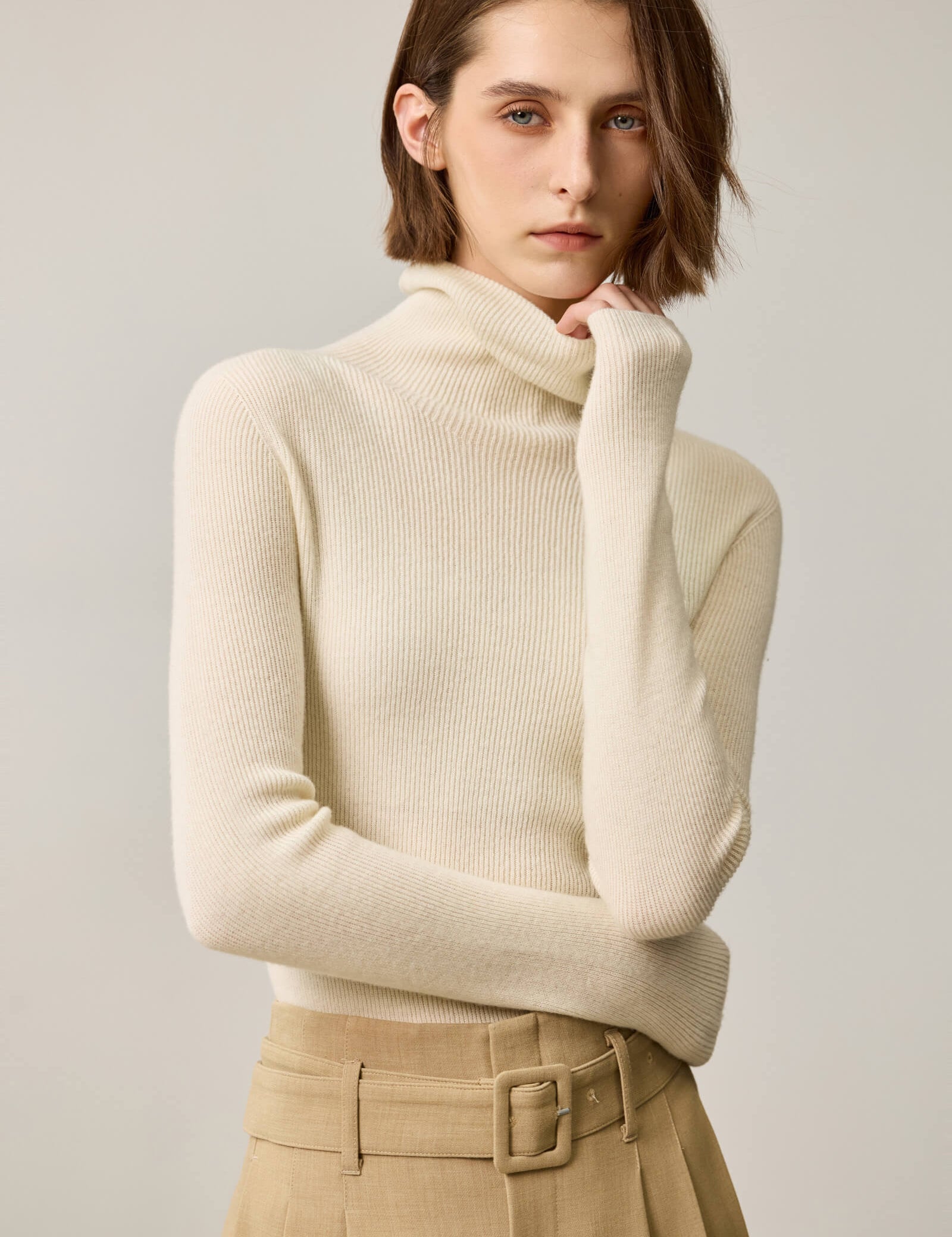 #color_Off White