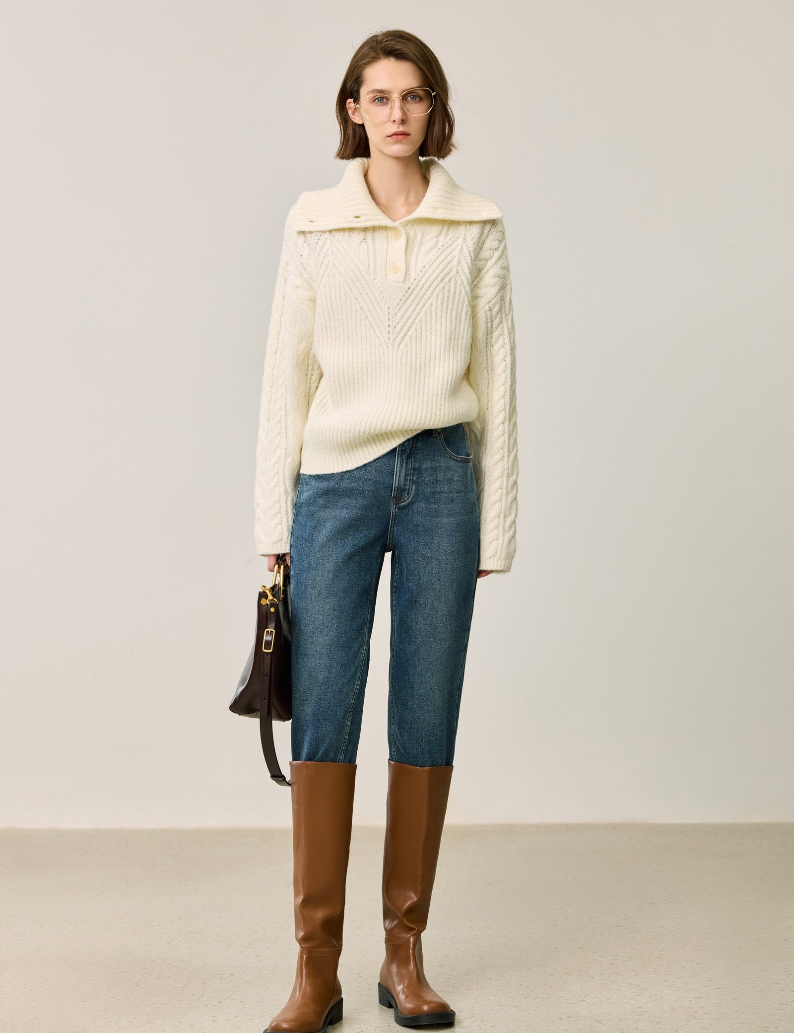 #color_Off White