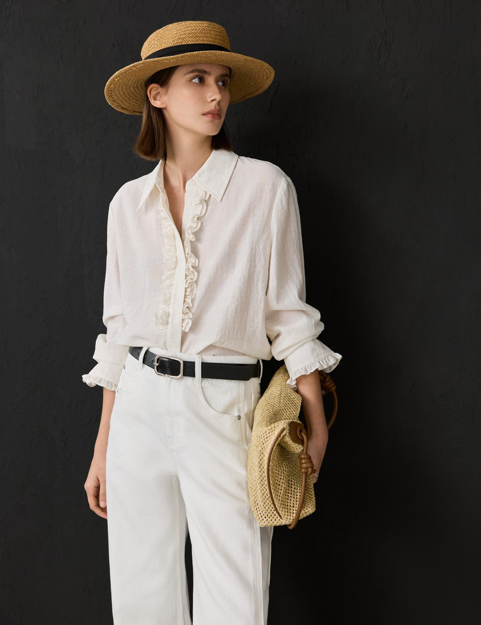 #color_Off White