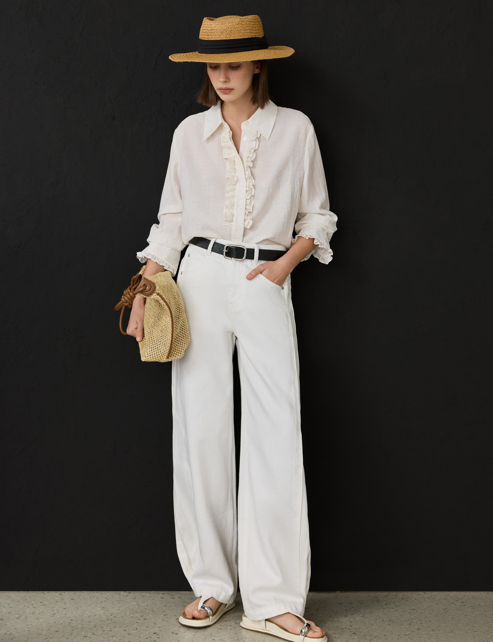 #color_Off White