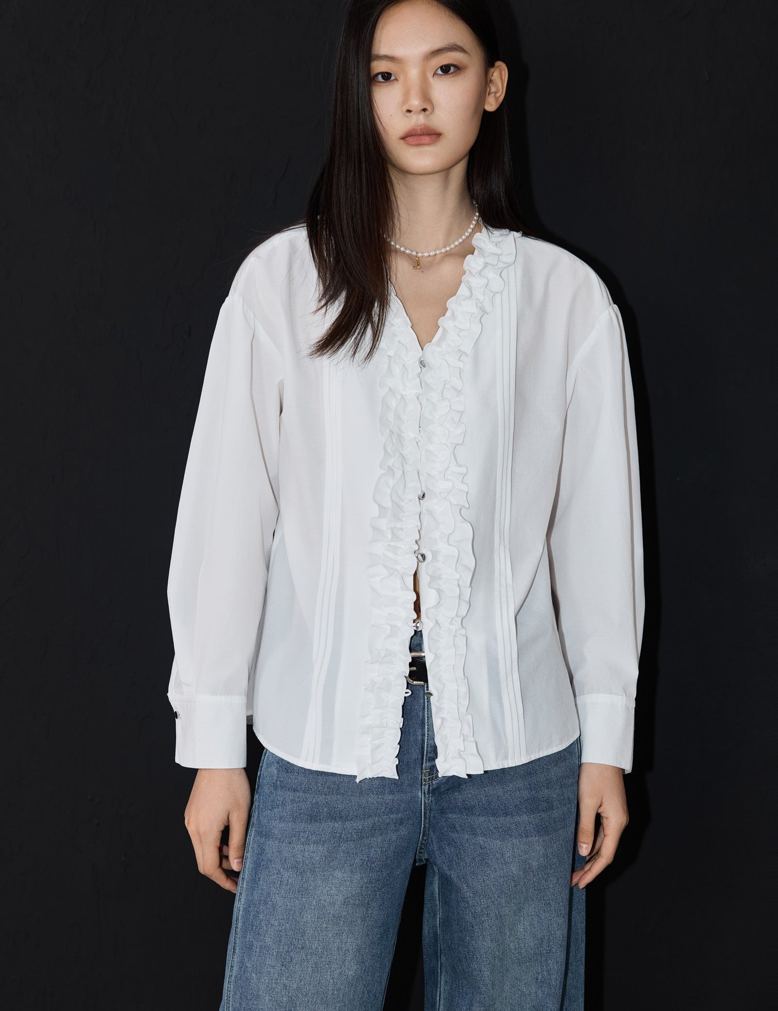 #color_Off White
