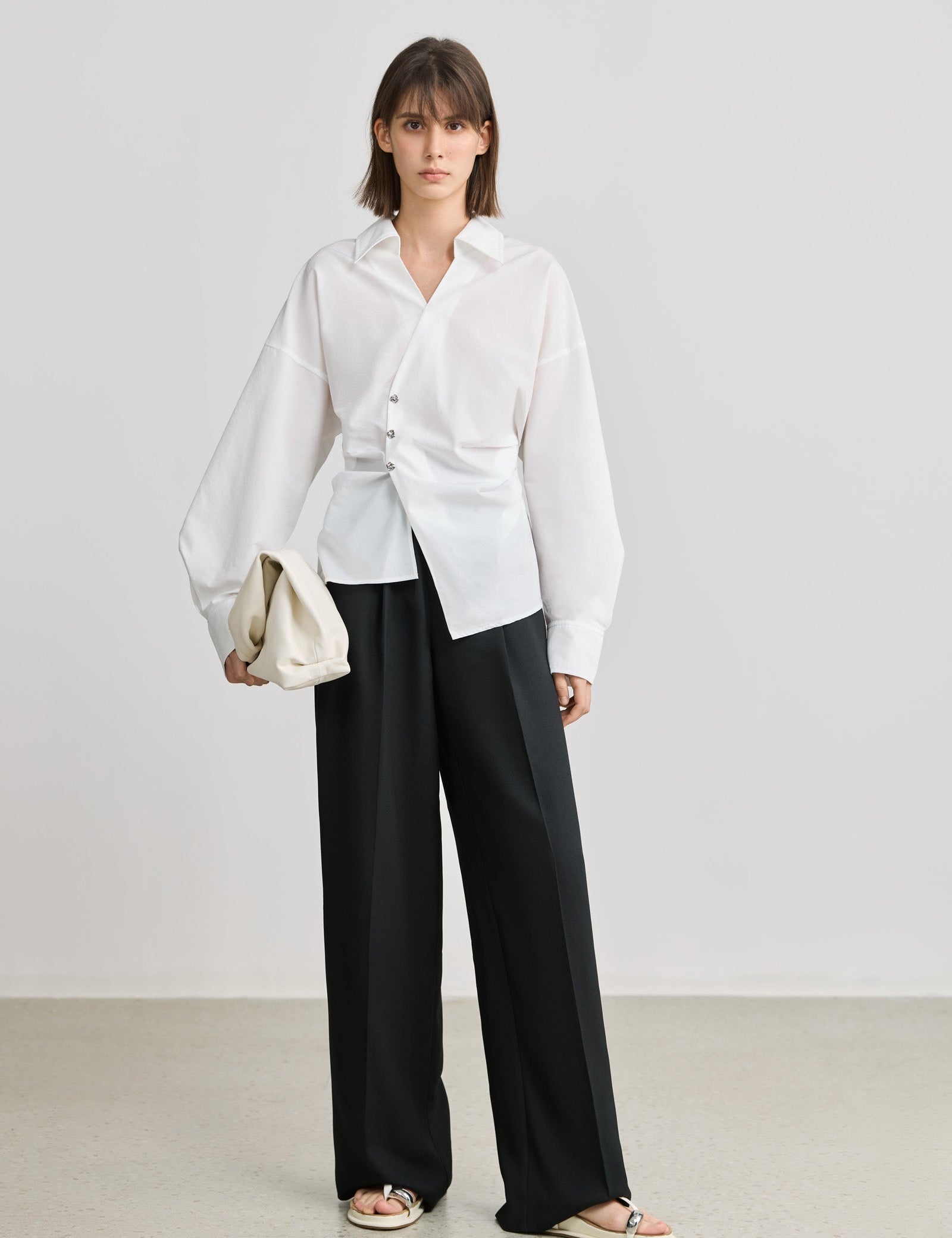 #color_Off White