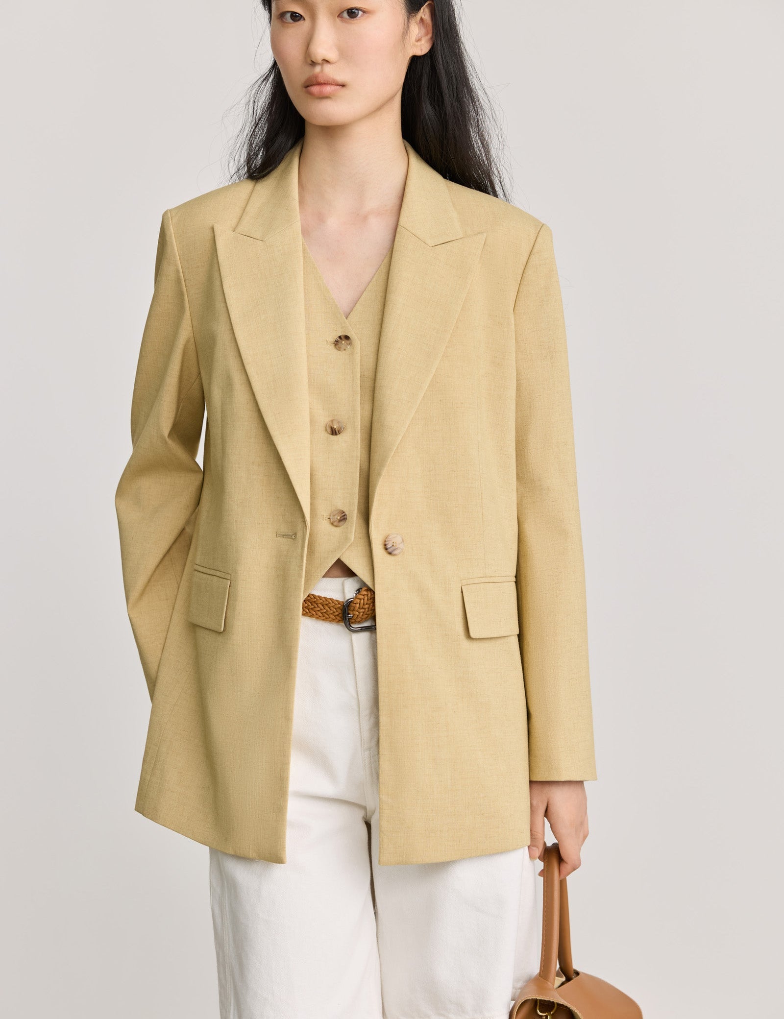 #color_Khaki