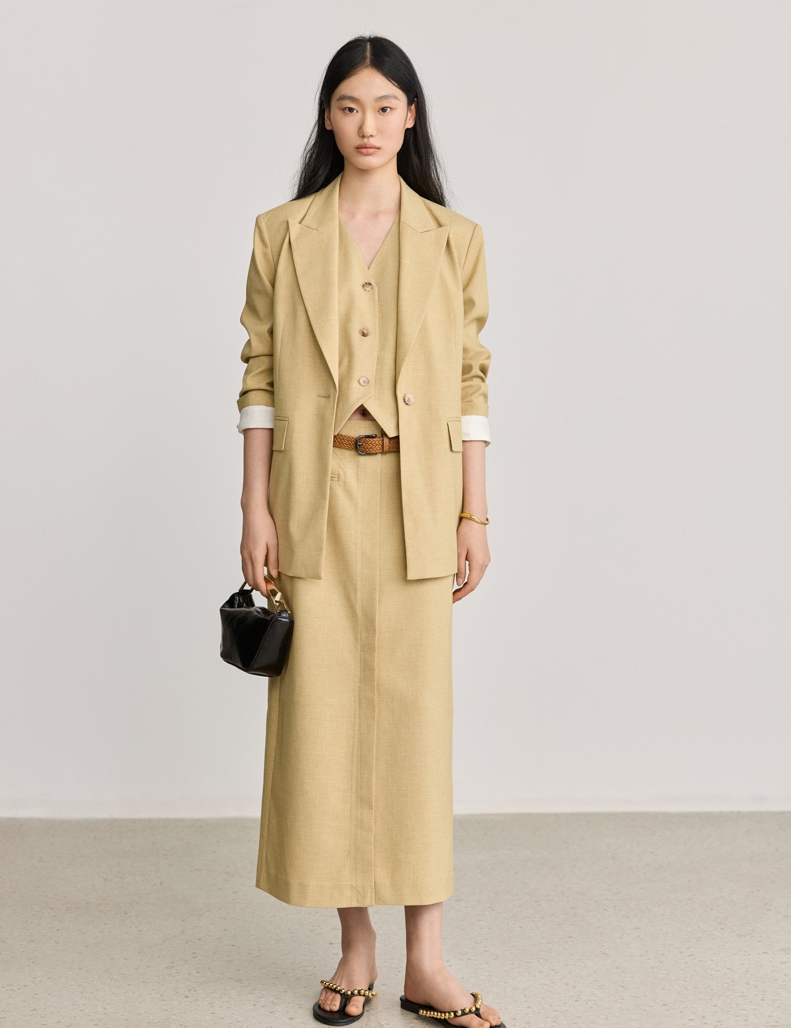 #color_Khaki