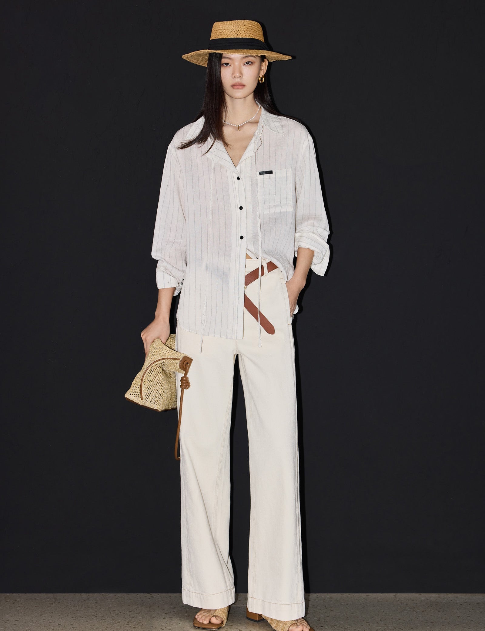 #color_Off White