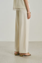 #color_Off White