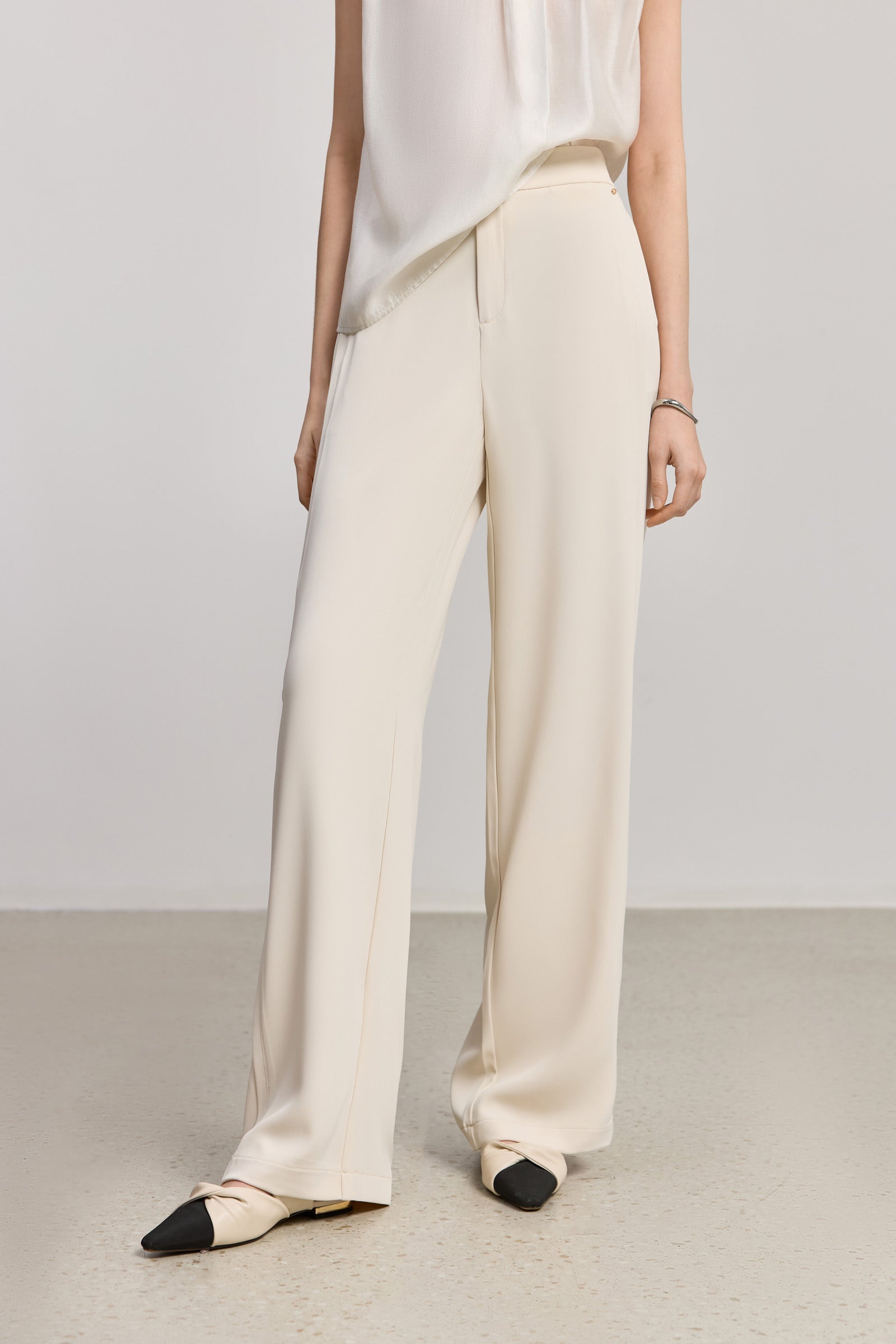 Women pants | Pant suits for women | LILY ASIA