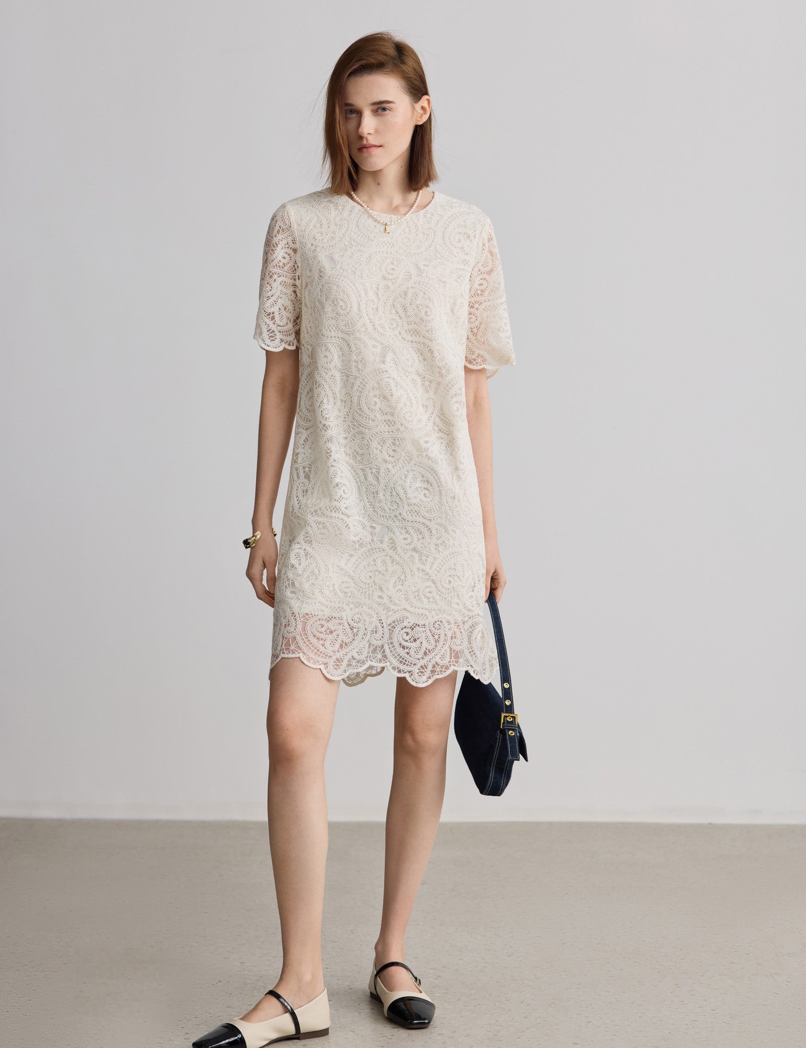 #color_Off White