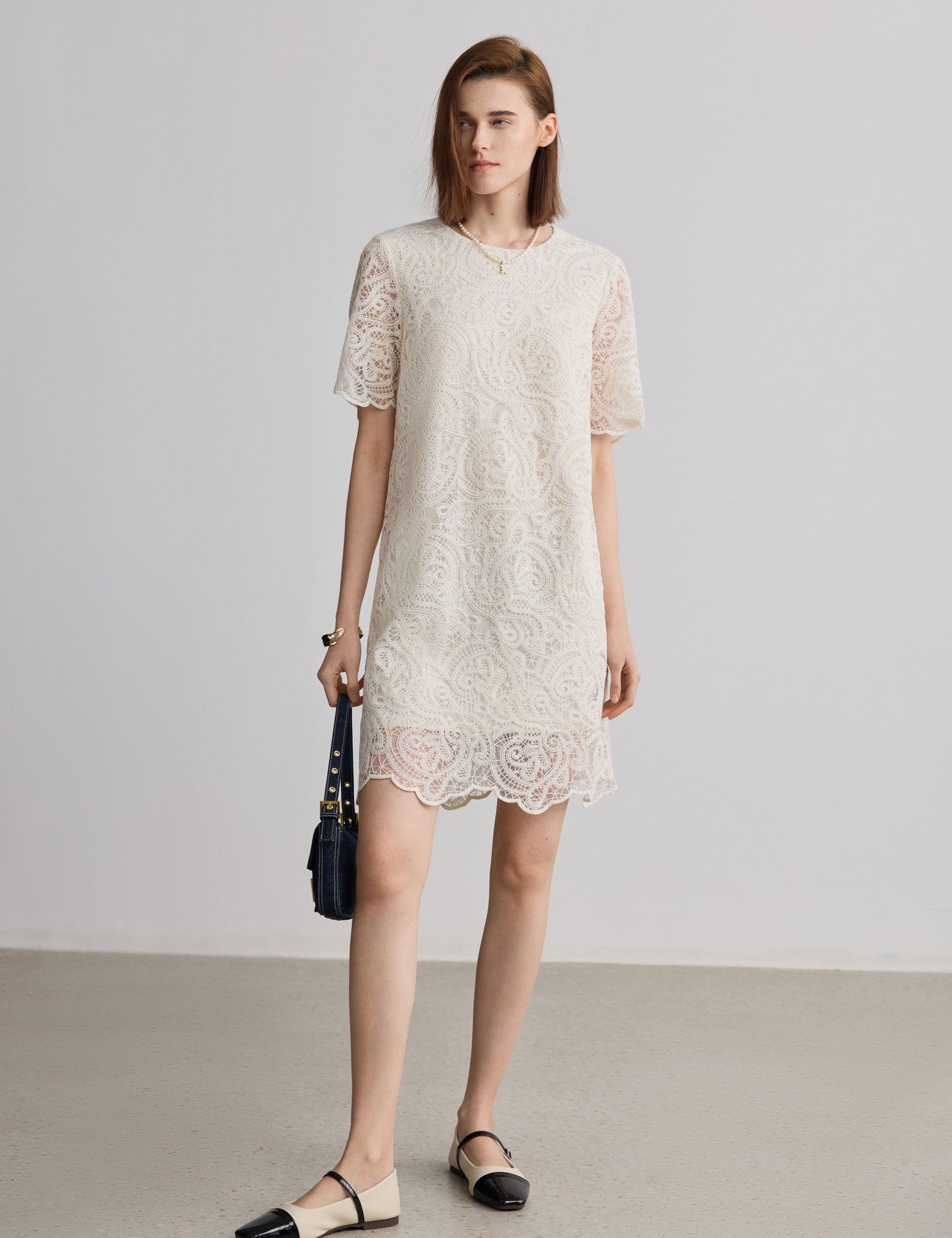 #color_Off White