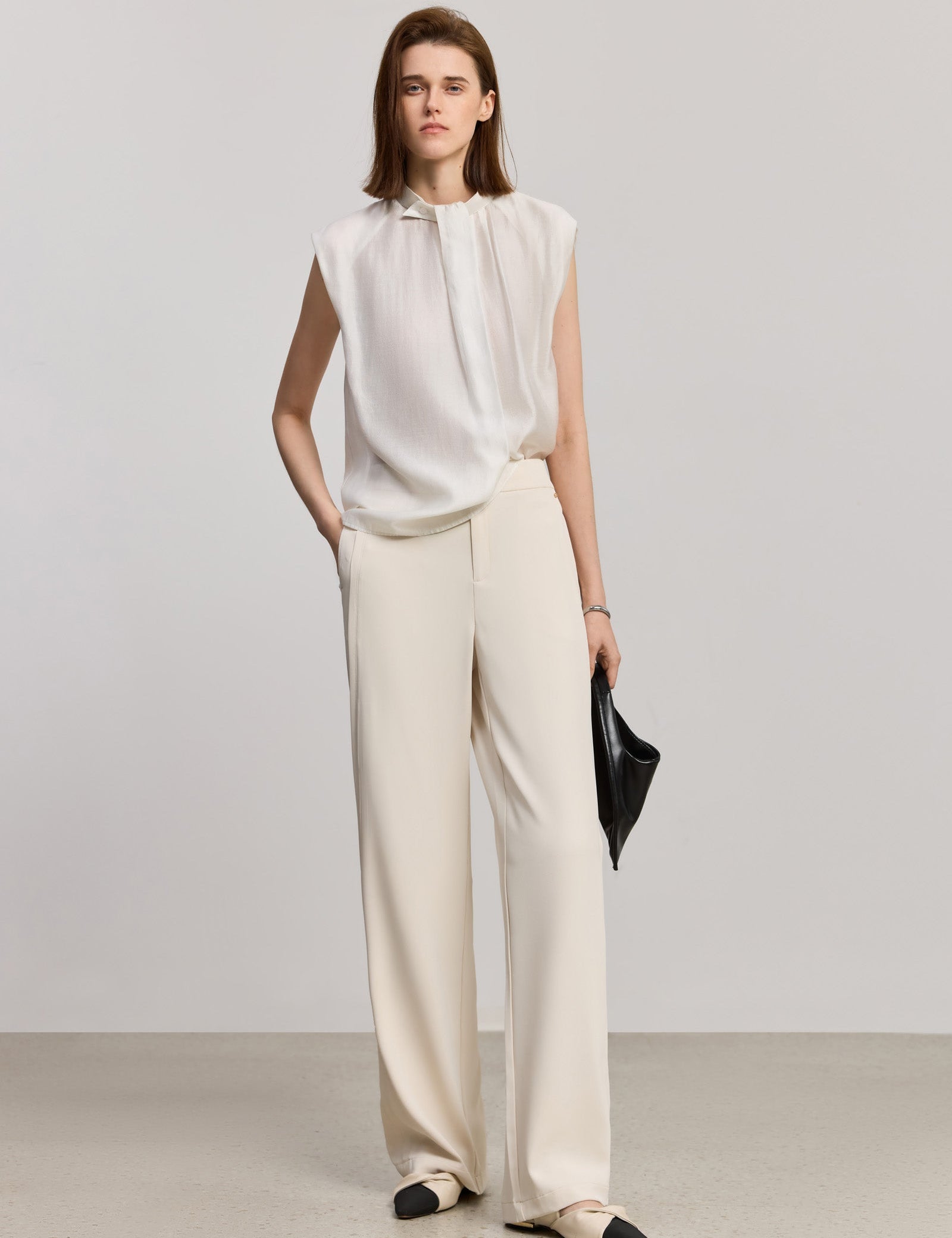 #color_Off White