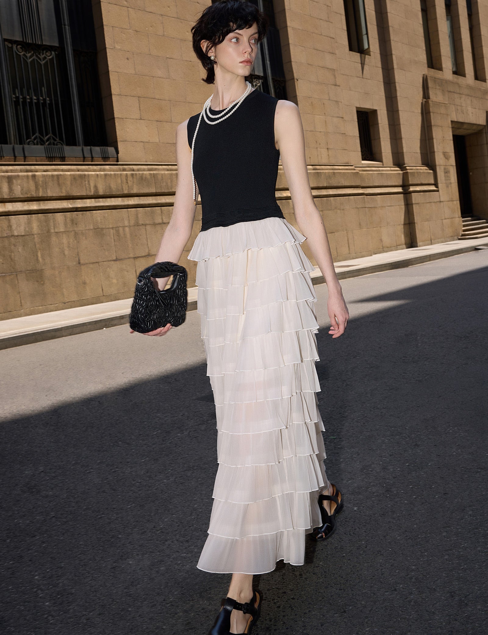 #color_Off White
