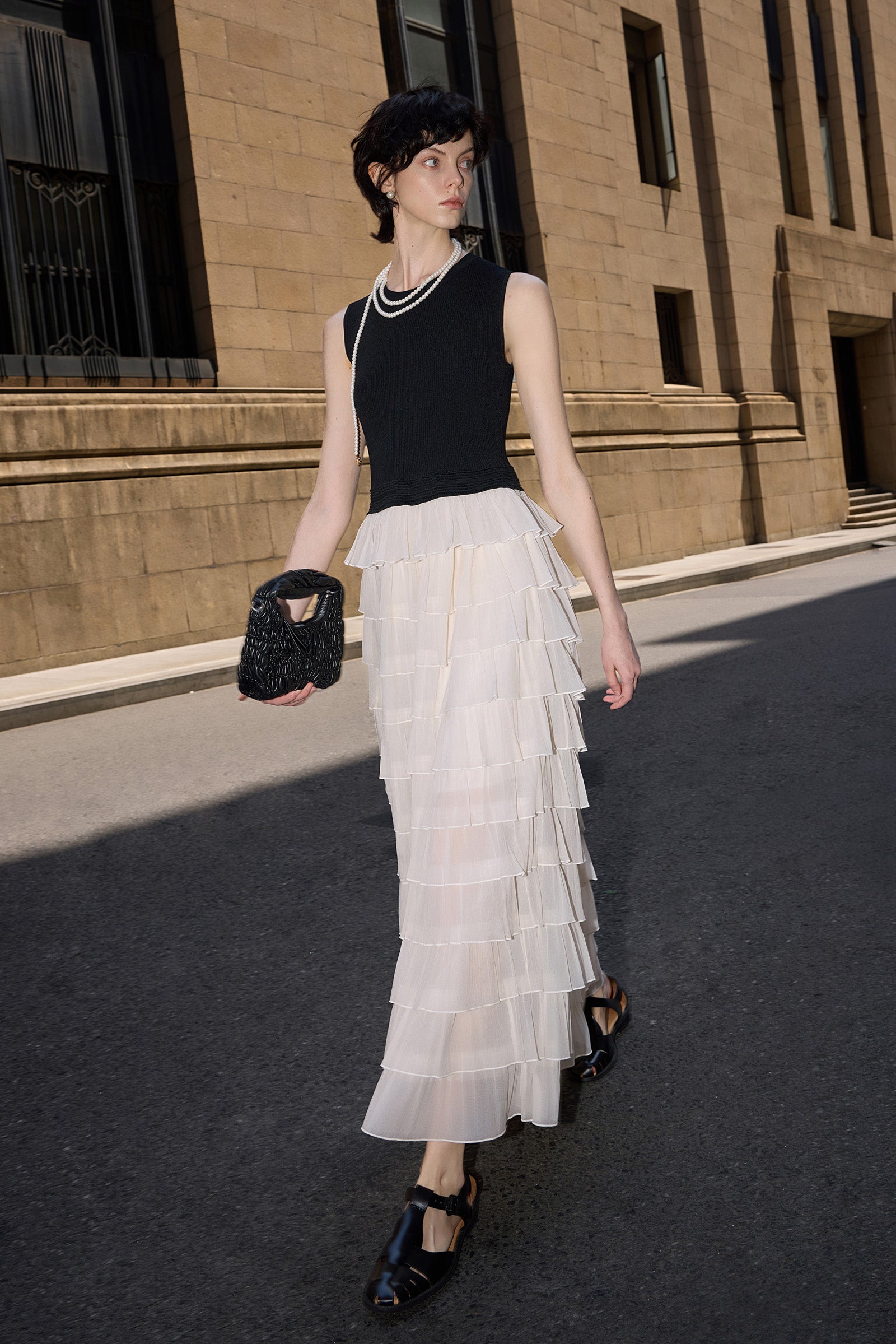 #color_Off White