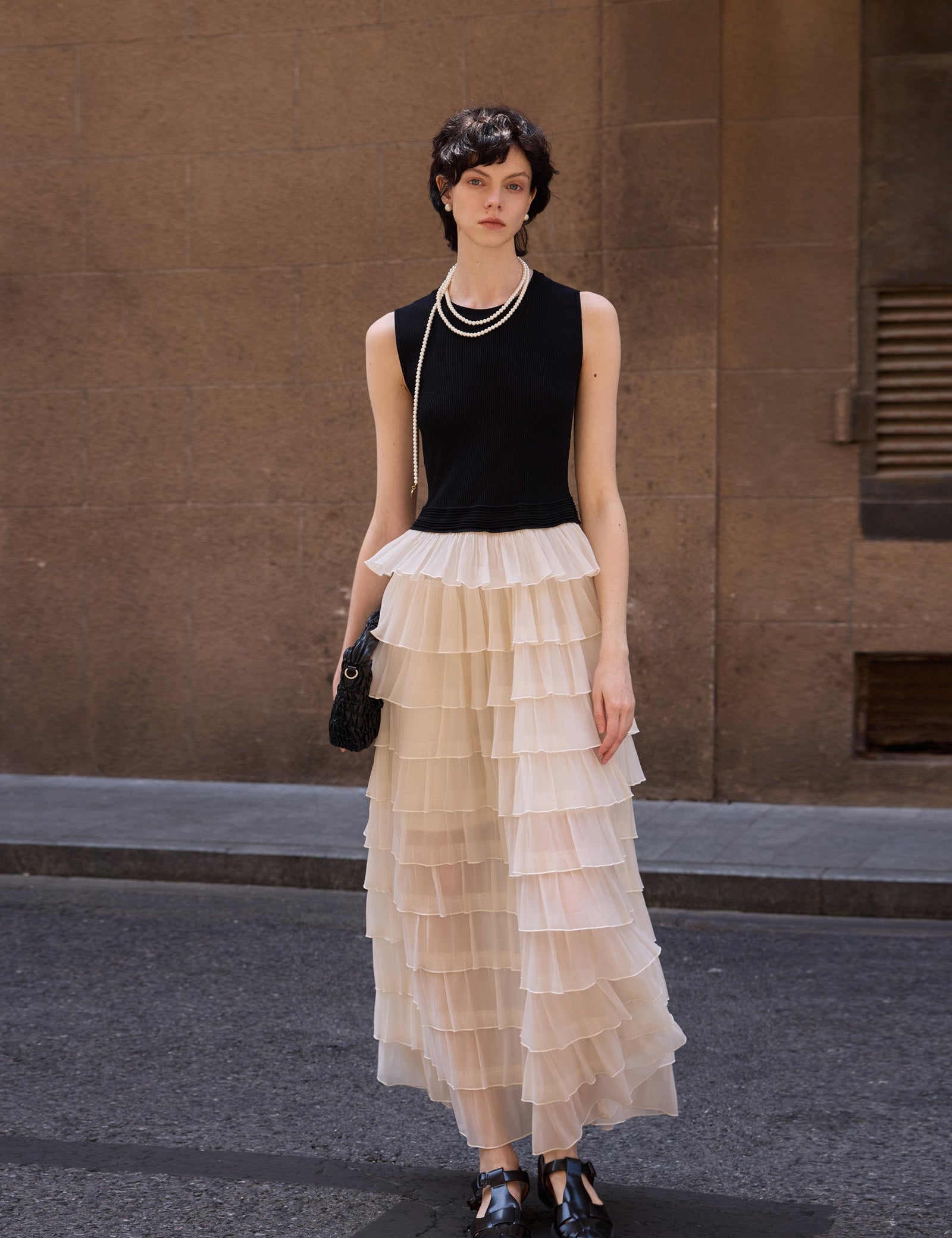 #color_Off White