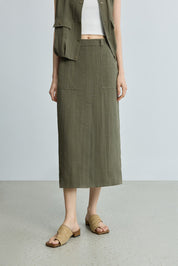 #color_Grayish Green