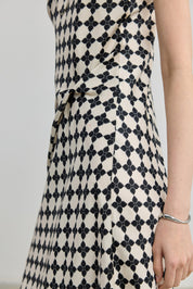 #color_Off White