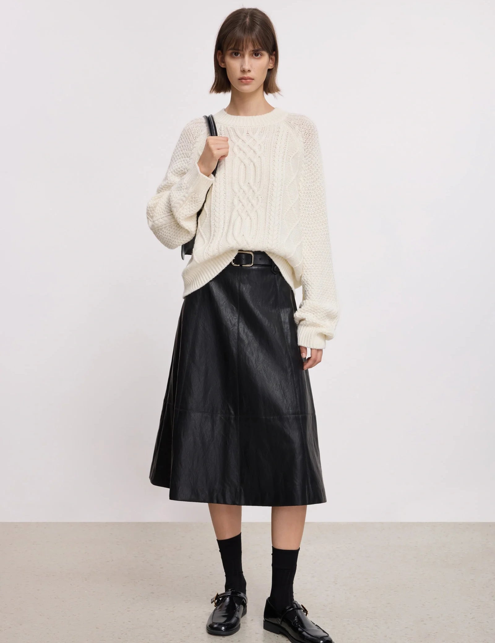 #color_Off White