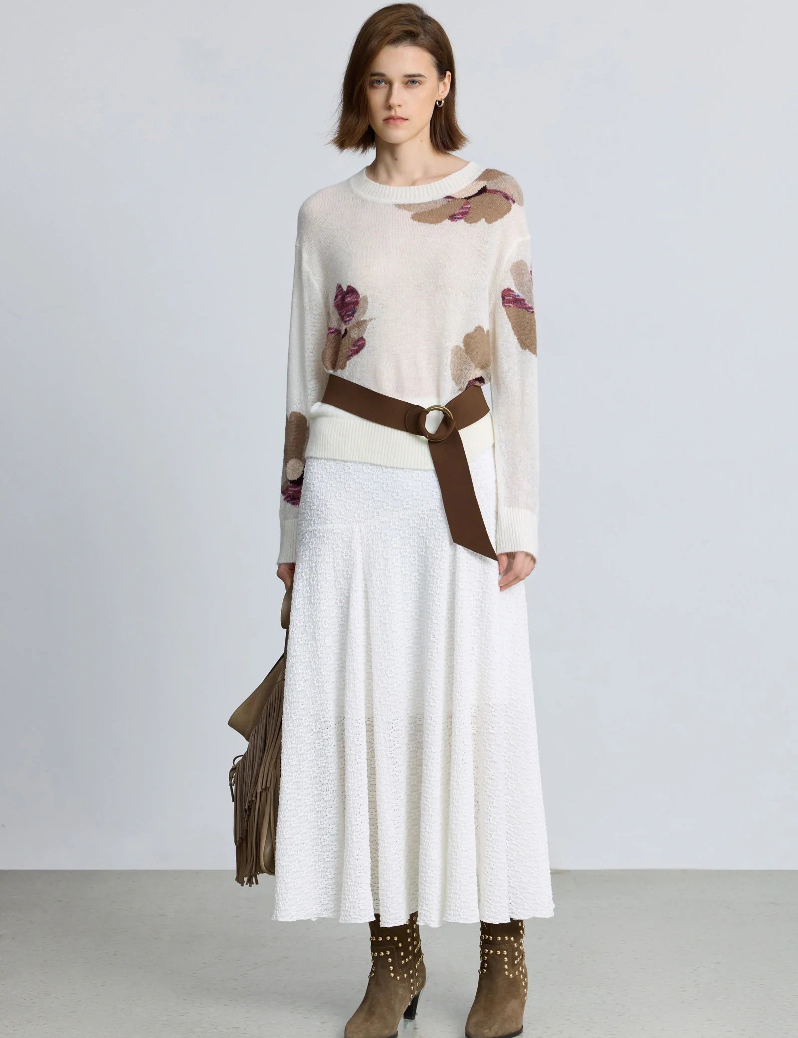#color_Off White