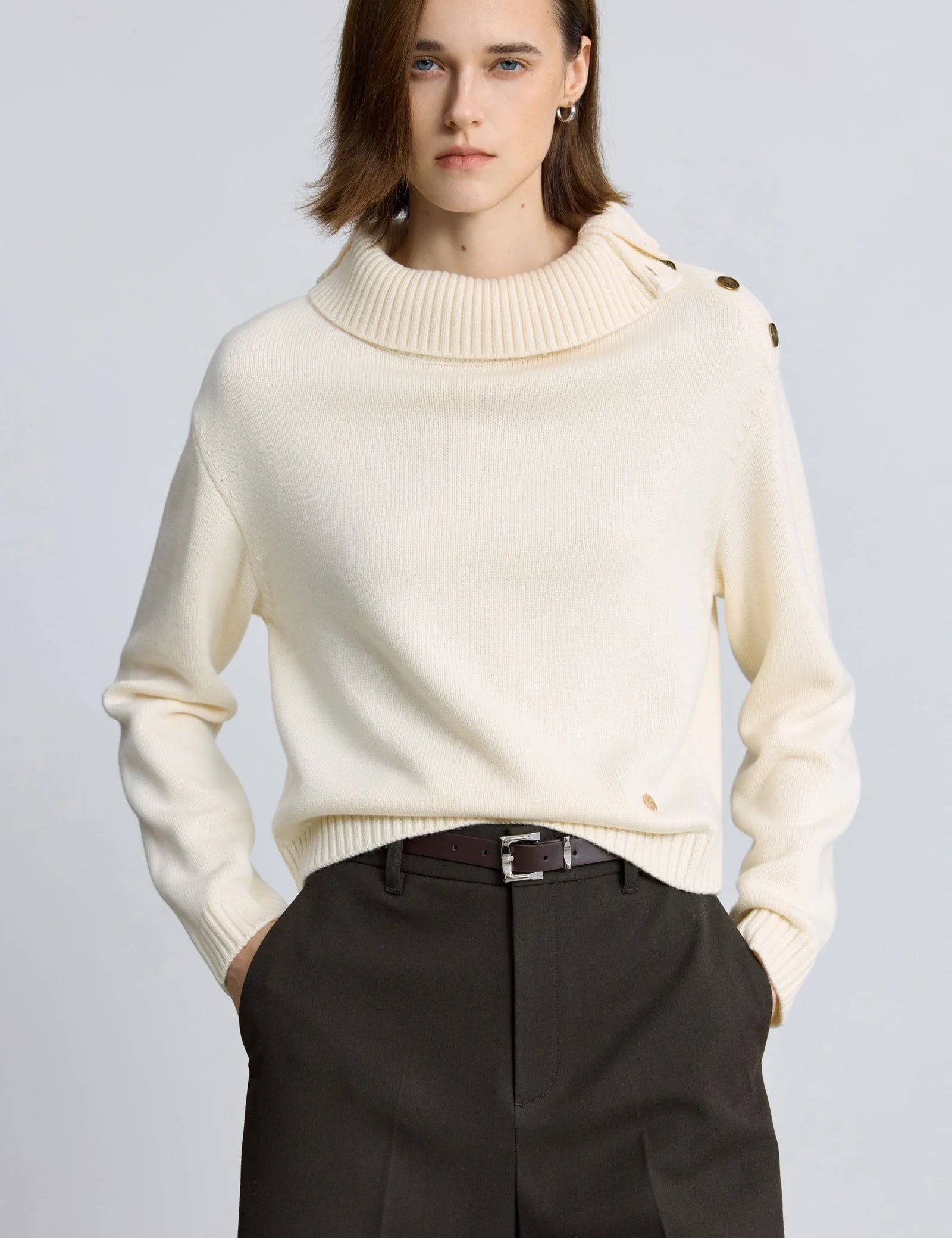 #color_Off White