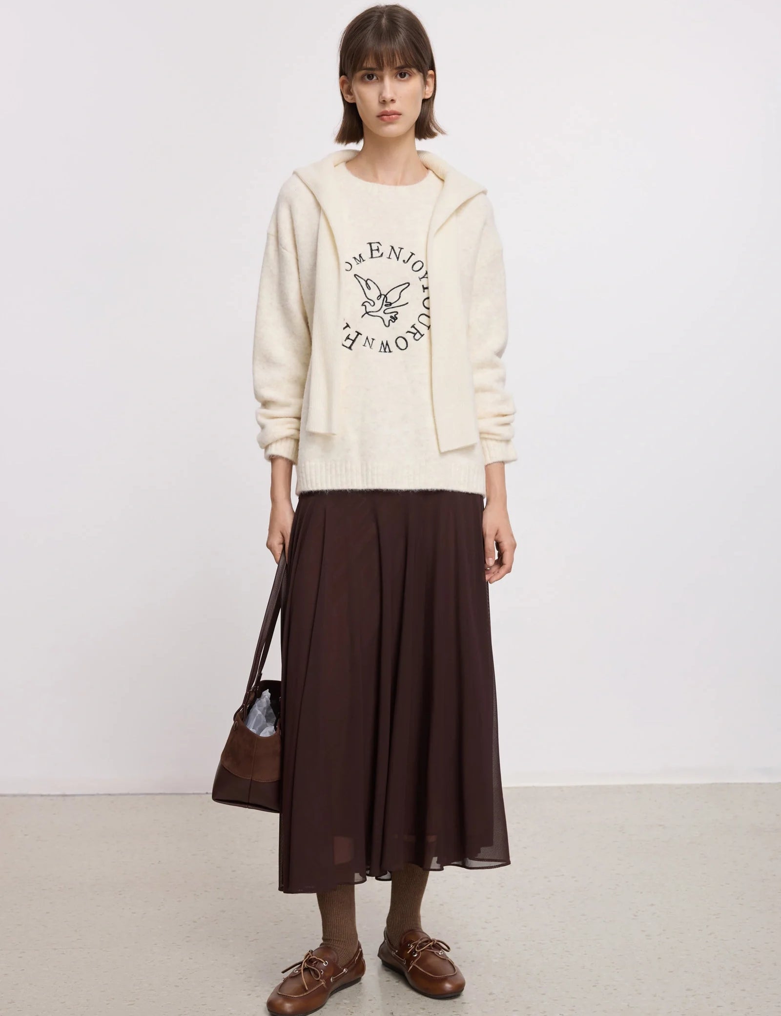 #color_Off White