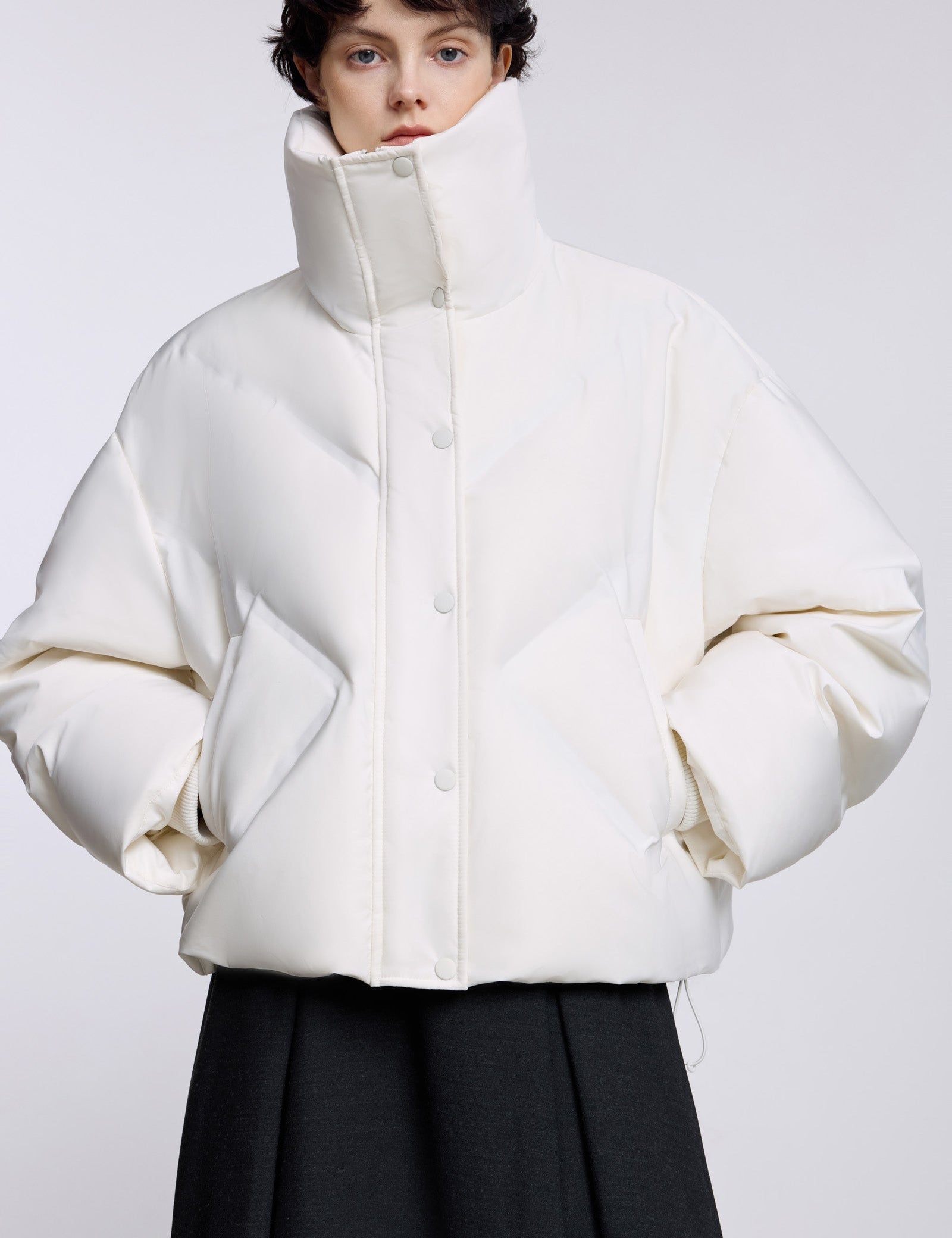 #color_Off White