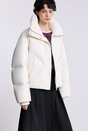 #color_Off White