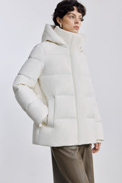 #color_Off White