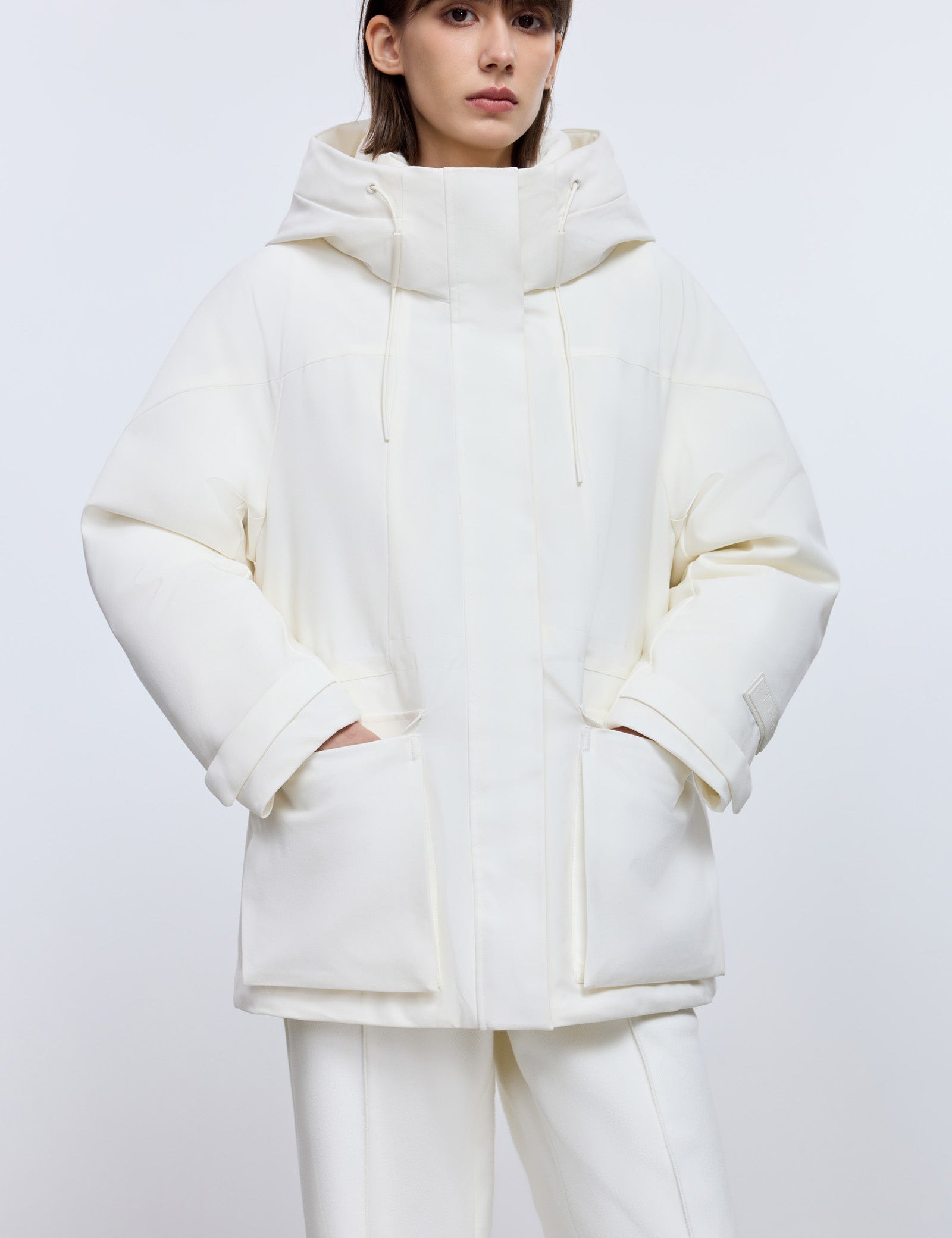 #color_Off White