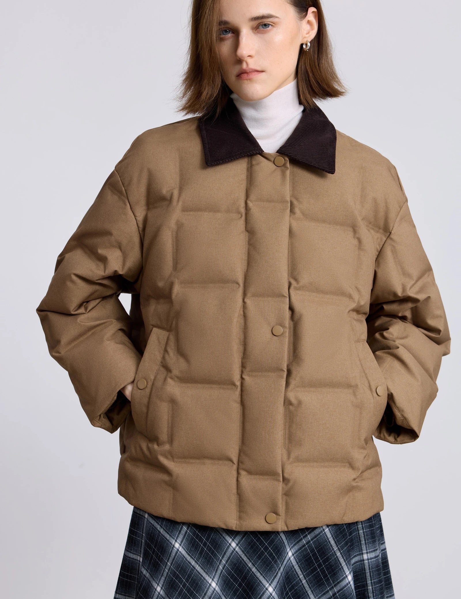 #color_Light Khaki