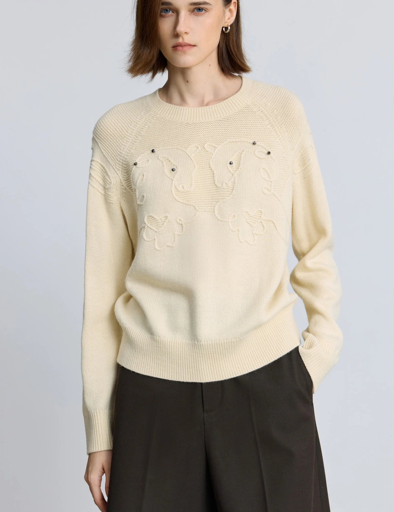 #color_Off White