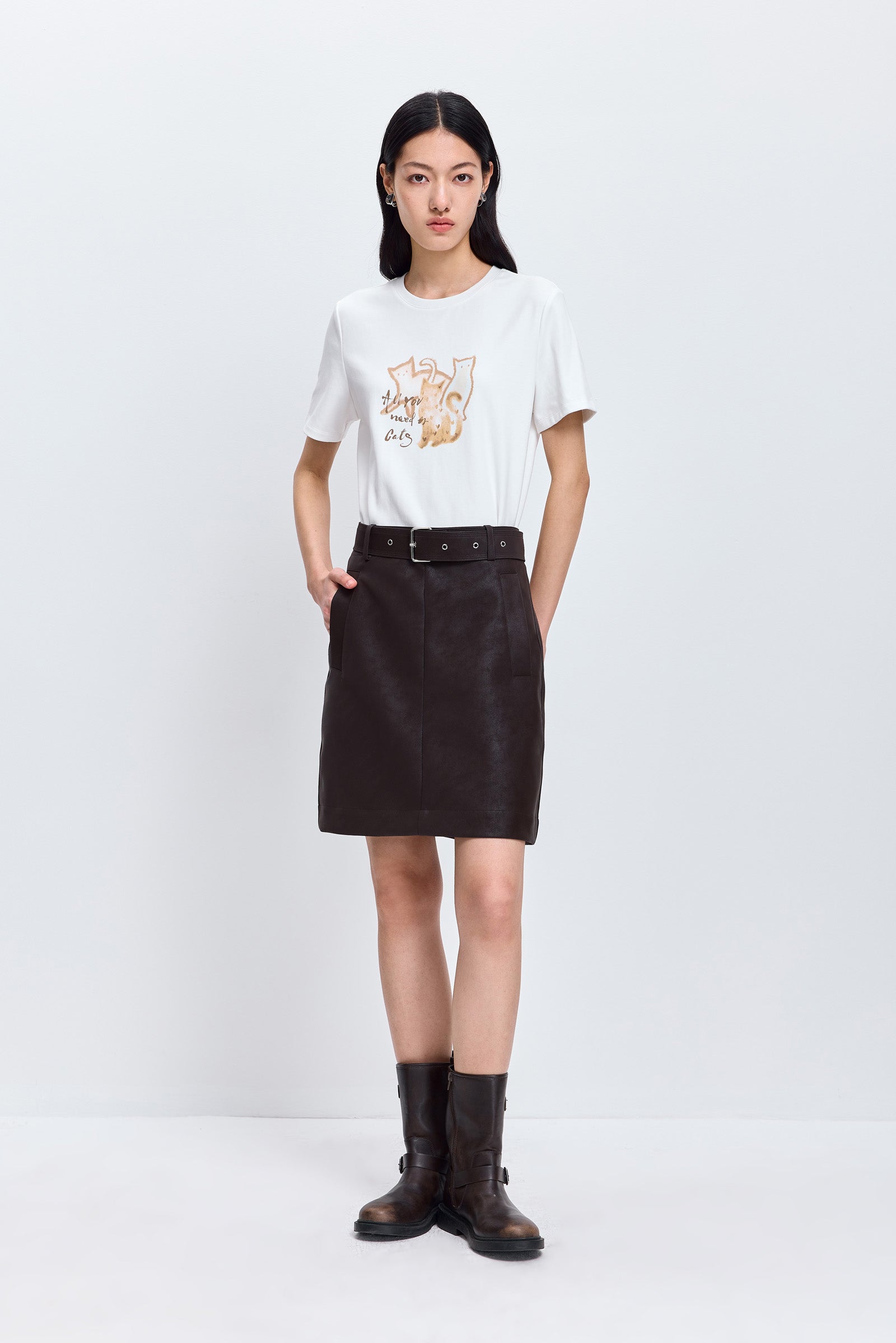 #color_Off White