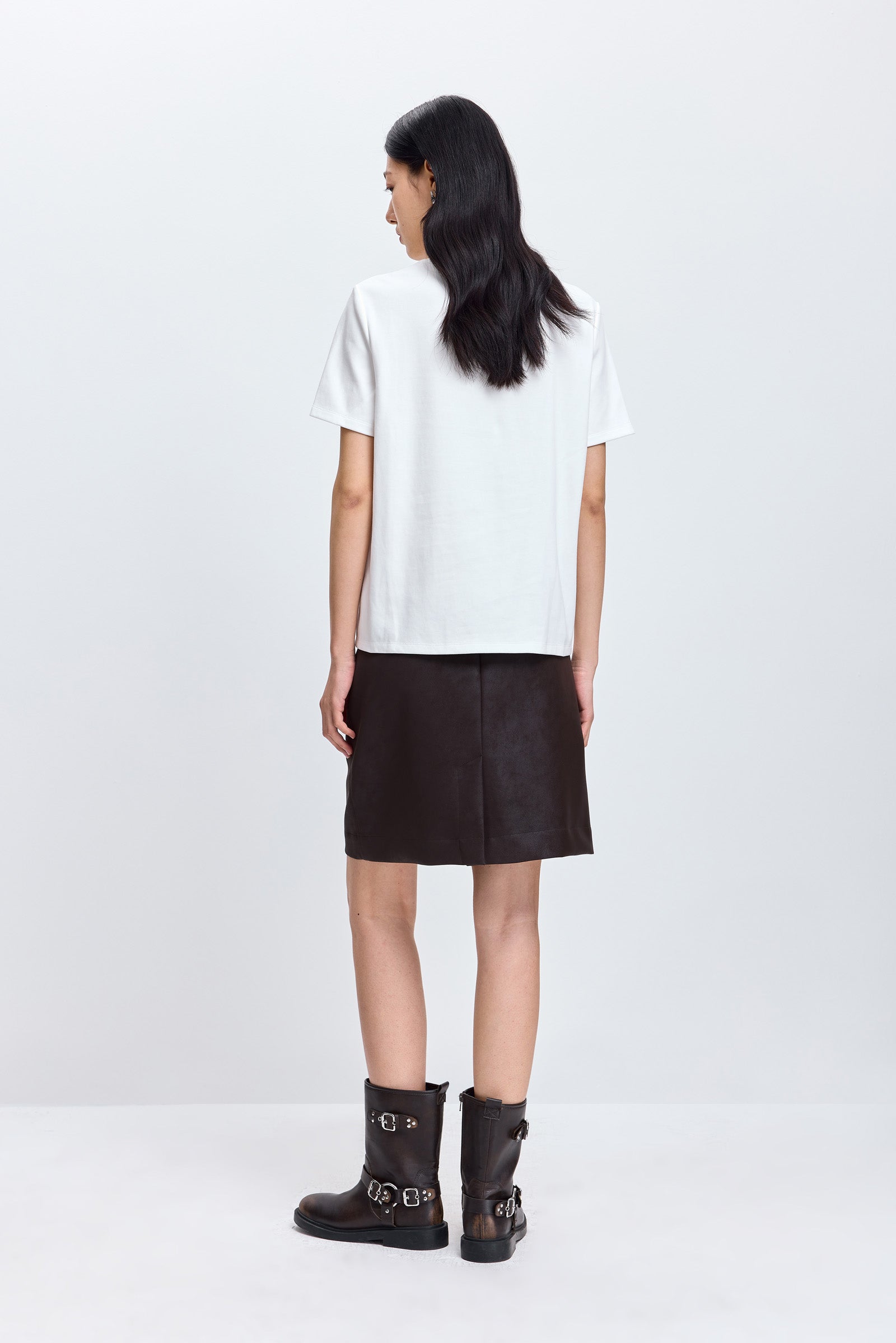 #color_Off White