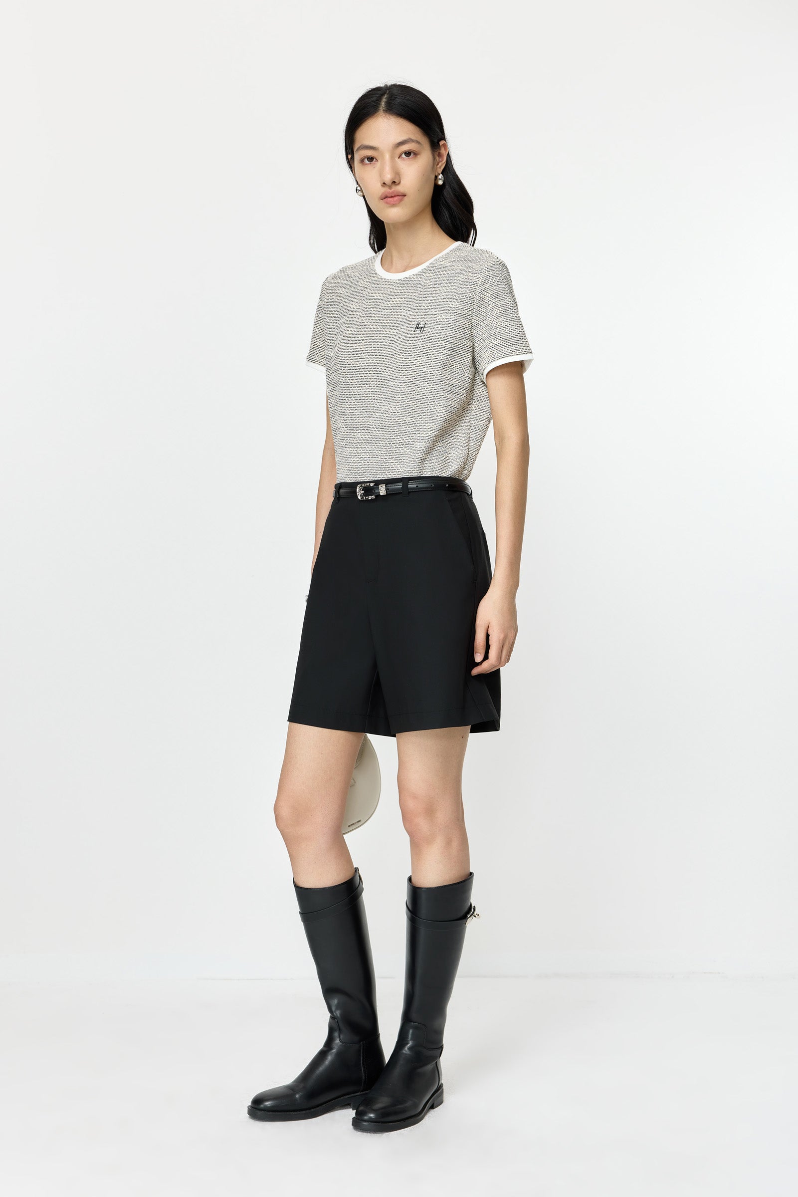 #color_gray