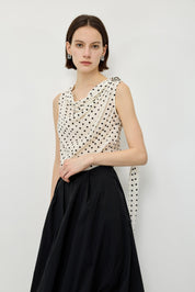 #color_Off White
