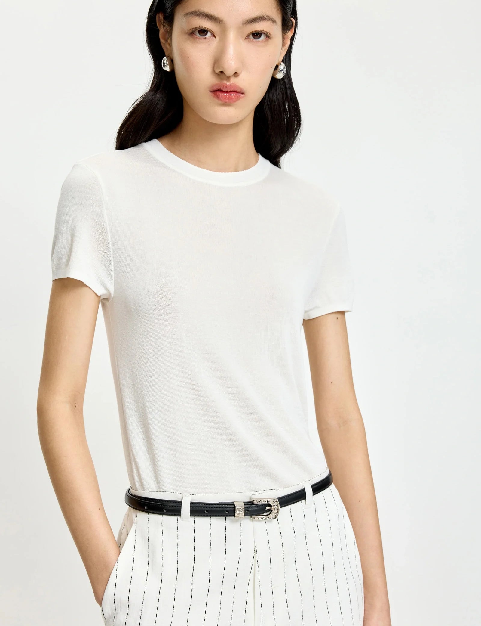 #color_White