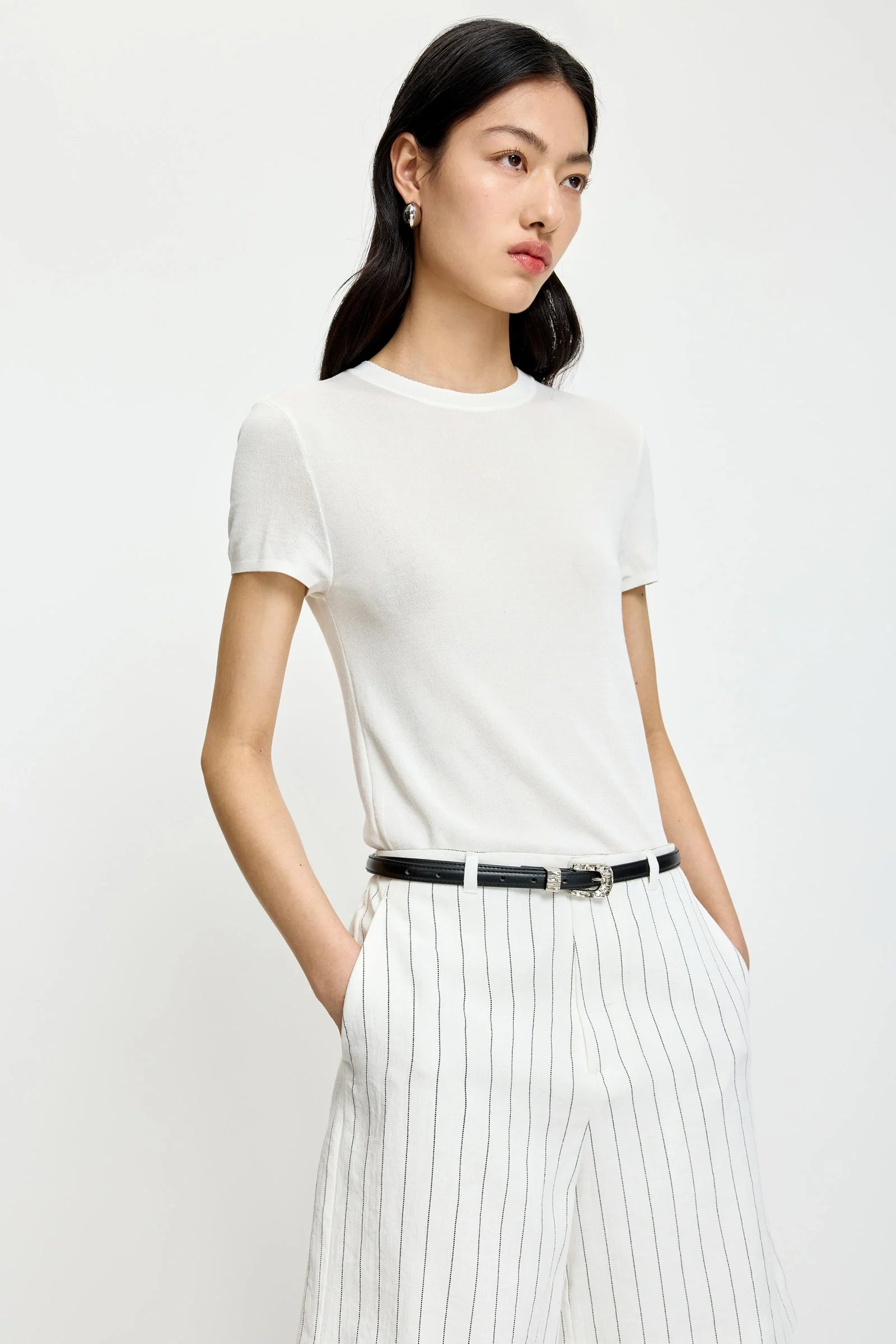 #color_White