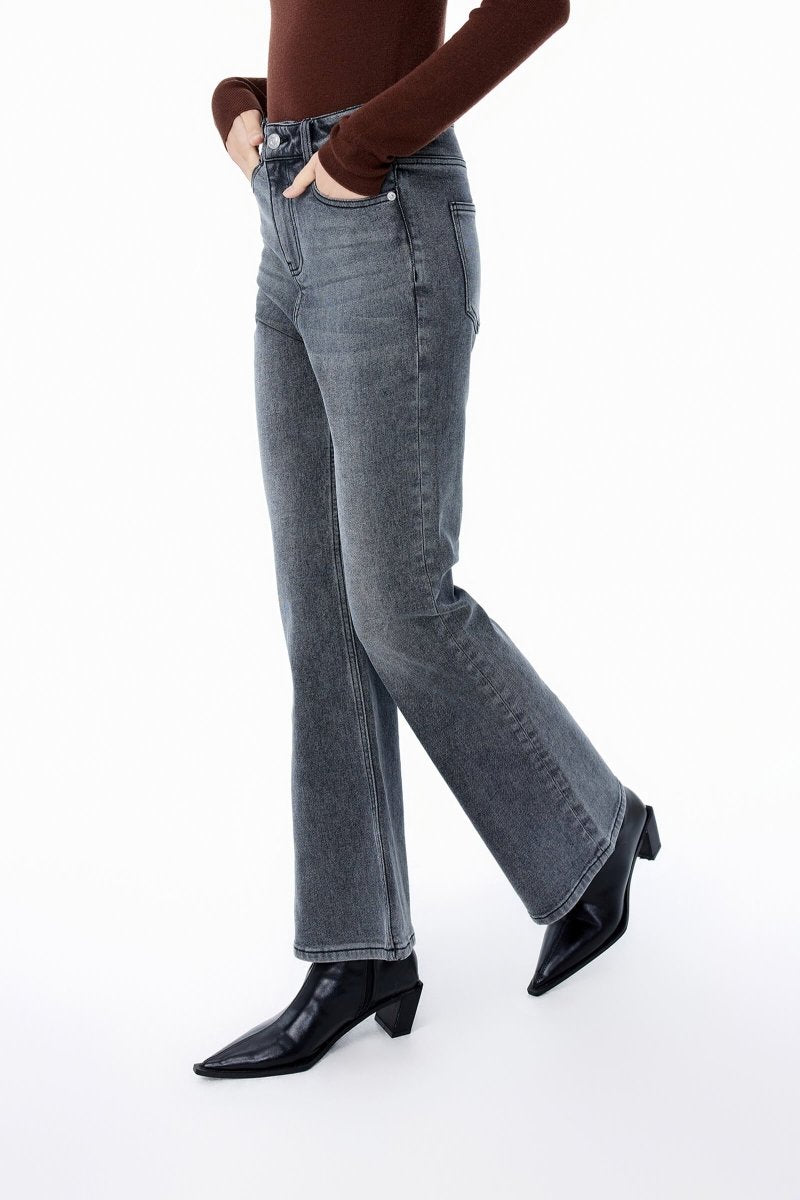 LILY Vintage Flared Jeans | LILY ASIA